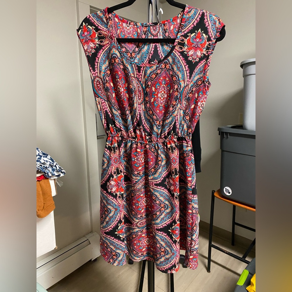 Colorful Paisley Sleeveless Dress